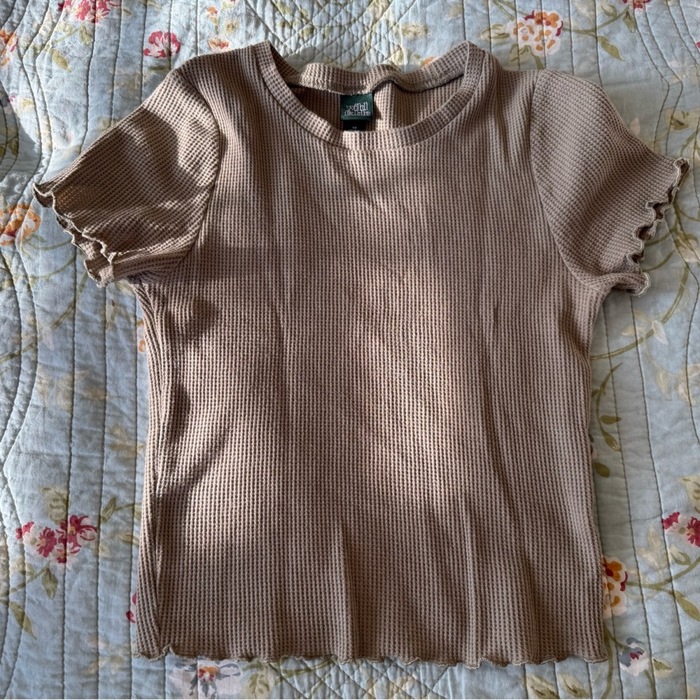 Wild Fable Green Lettuce Edge Tee